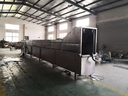 鶏肉加工ラインの焼却と流血を含む加工を最適化する